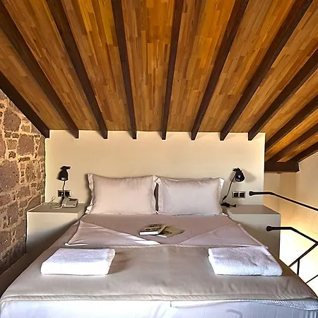 Hotell Cunda Labris 3*