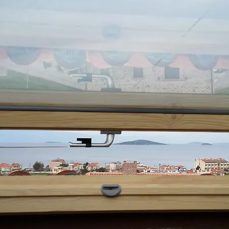 Cunda Labris