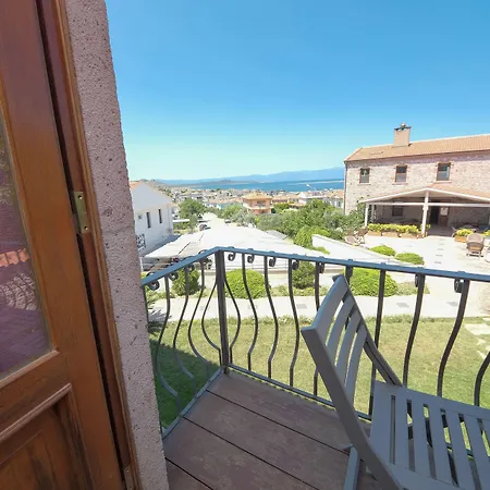 מלון Cunda Labris 3*