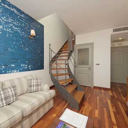 מלון Cunda Labris 3*