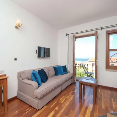 Cunda Labris 3* Ayvalı